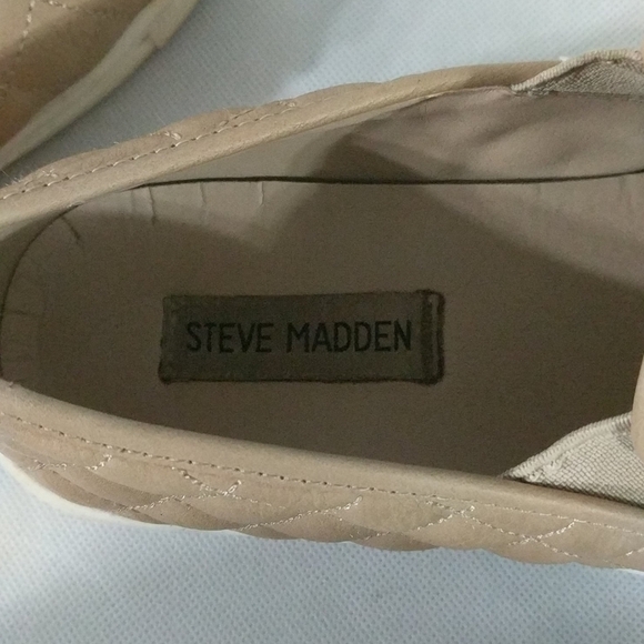 Steve Madden Zaander Quilted Tan Slip On Shoes Loafers - size 8.5 - Picture 6 of 8